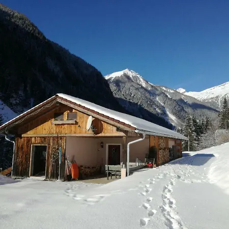 Ferienhaus Am Wallnerhof Flattach Exterior photo